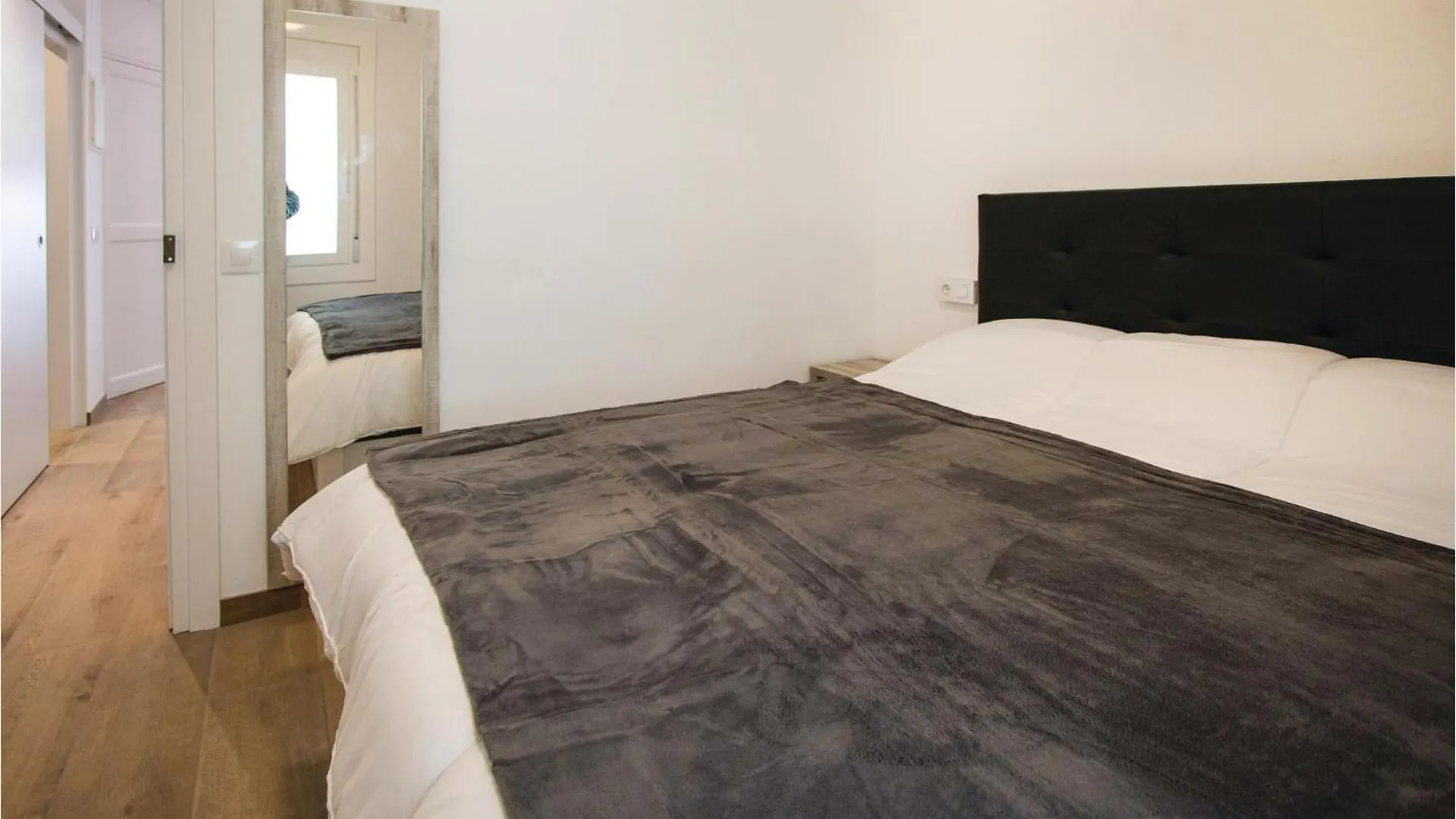 Amazing Apartment In Blanes With Kitchen